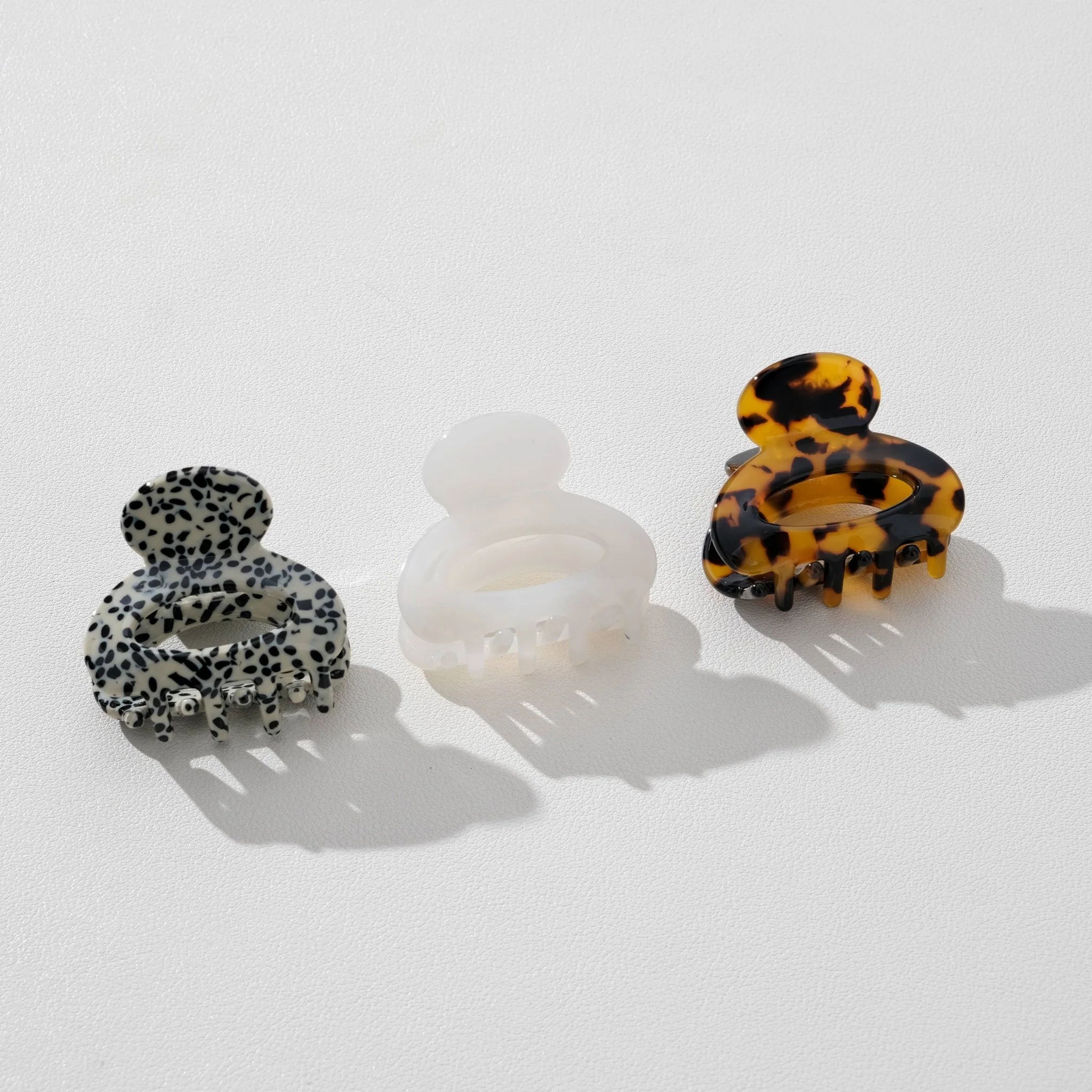 Lucie Core | Mini Bubble Claw Clip - Image 8