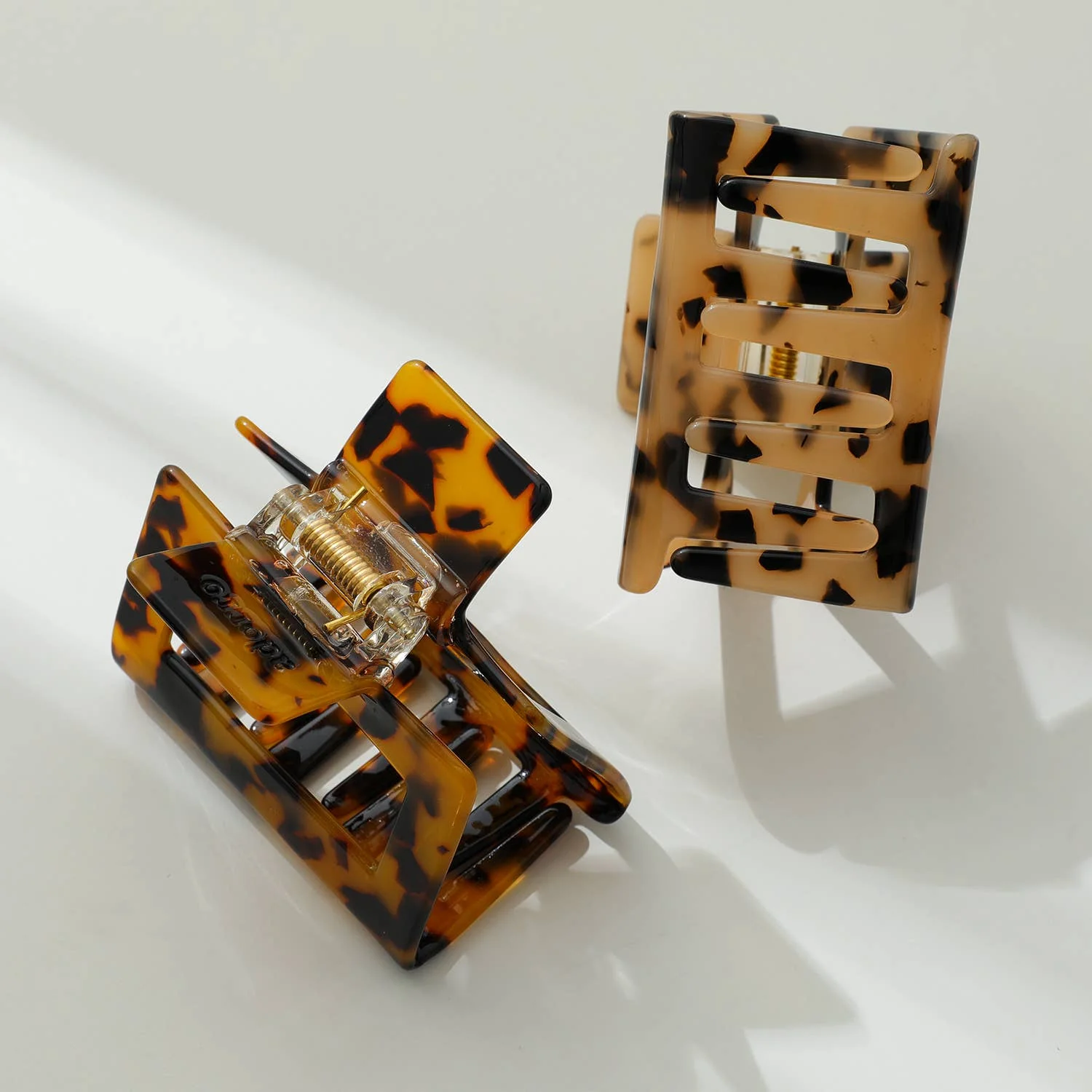 Simone Core | Classic Large Square Claw Clip - Image 3
