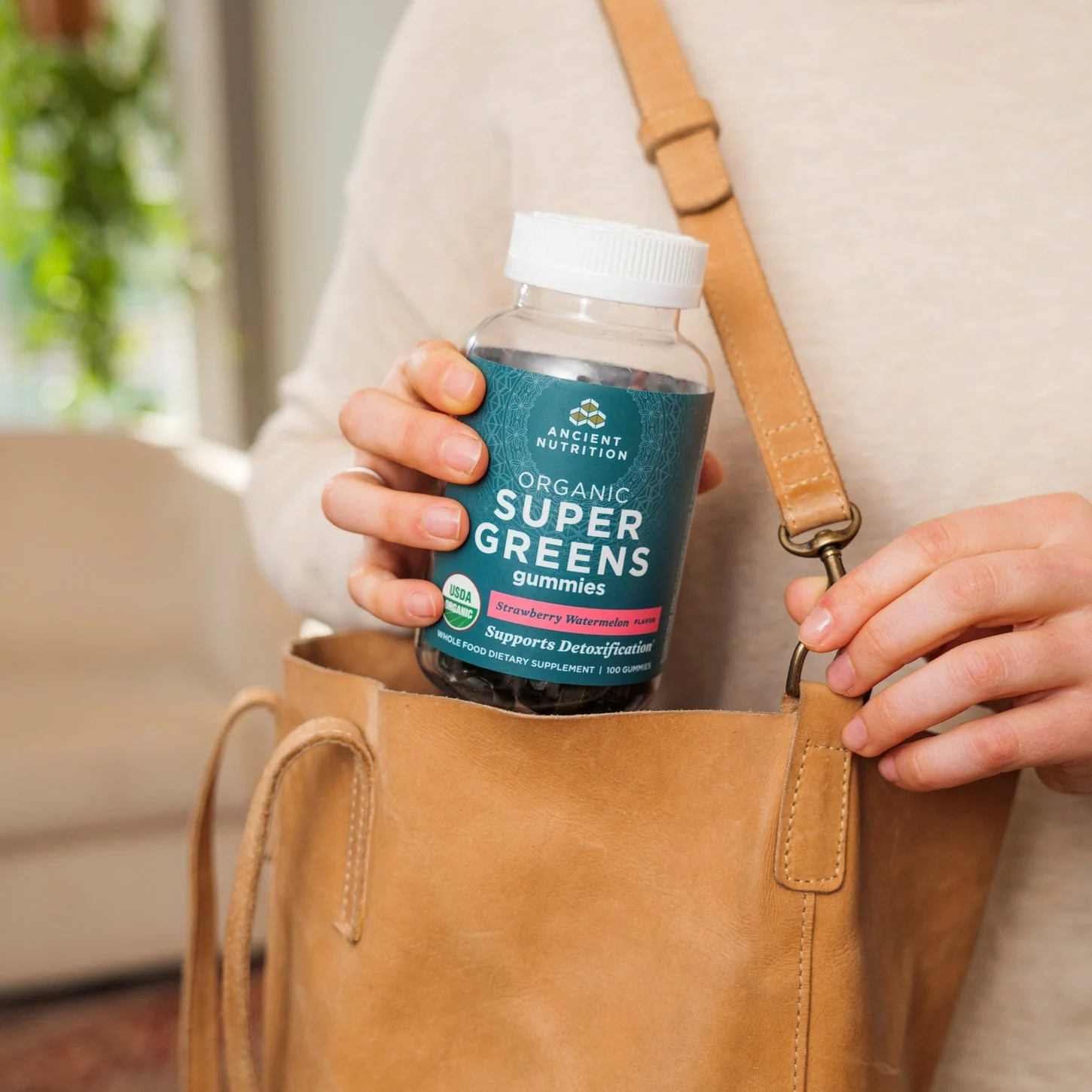 Organic Super Greens Gummy | Strawberry Watermelon - Image 3