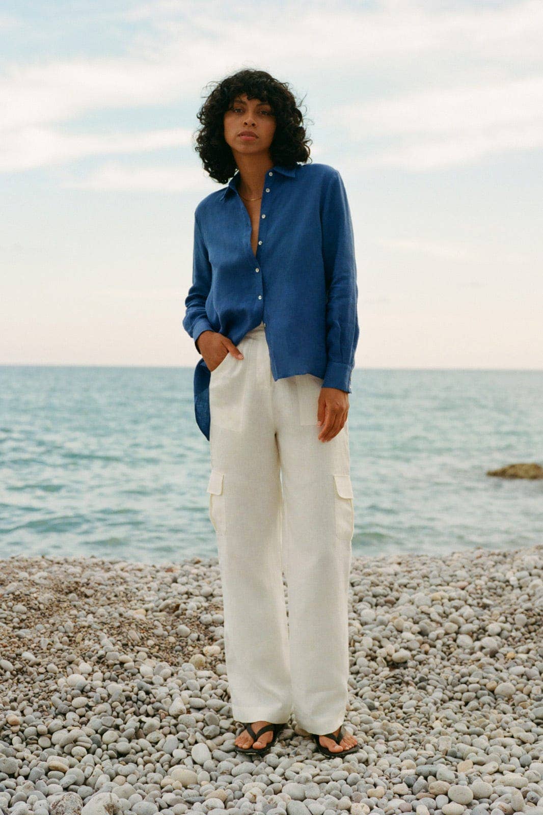 The Carolina Linen Cargo Trousers | White - Image 3