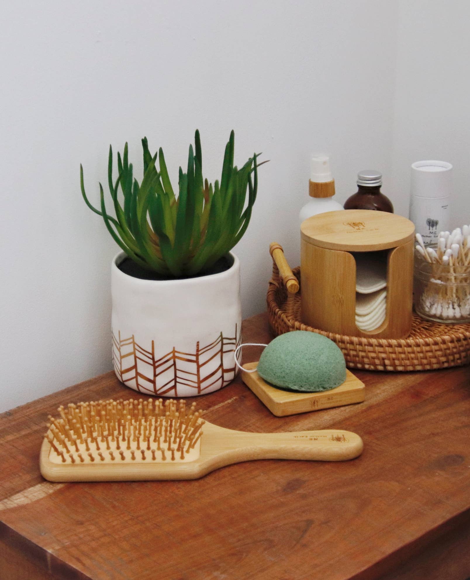 Bamboo Paddle Hairbrush - Image 4