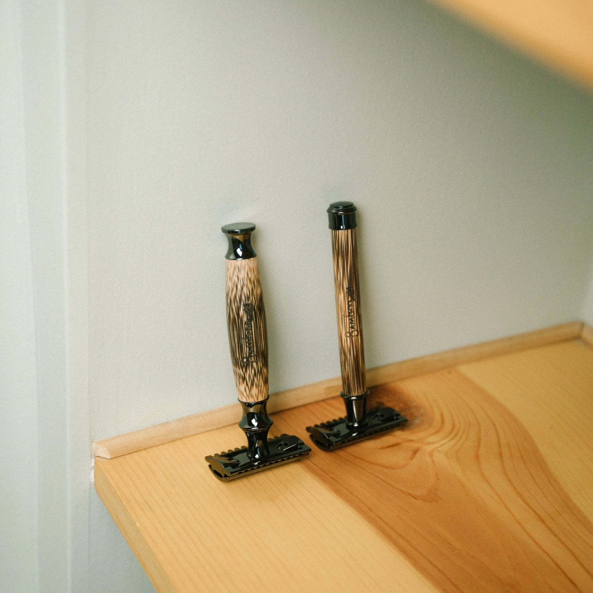 Bamboo Stainless Steel Safety Razor - Image 3