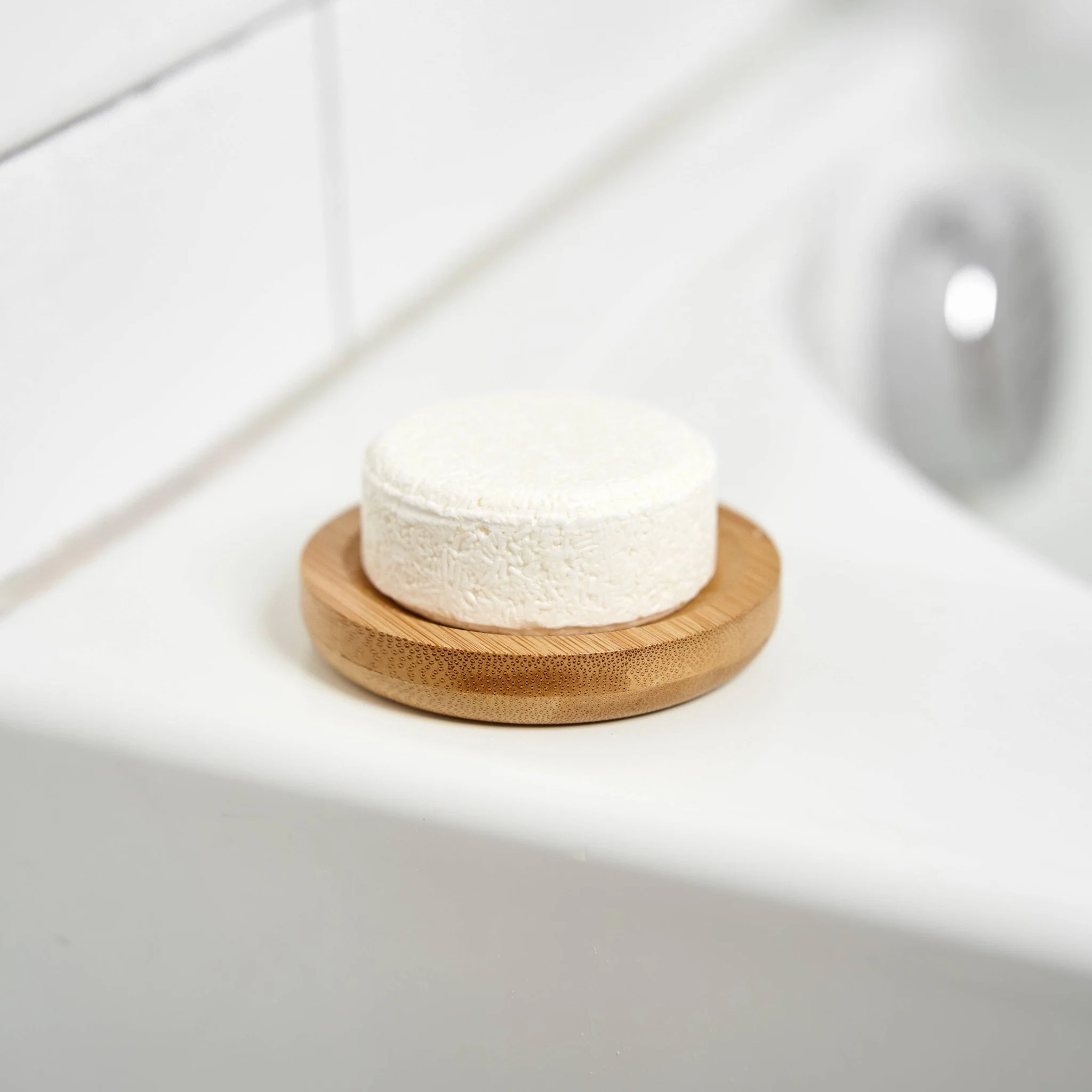 Bamboo Shower Steamer Lift - Image 3