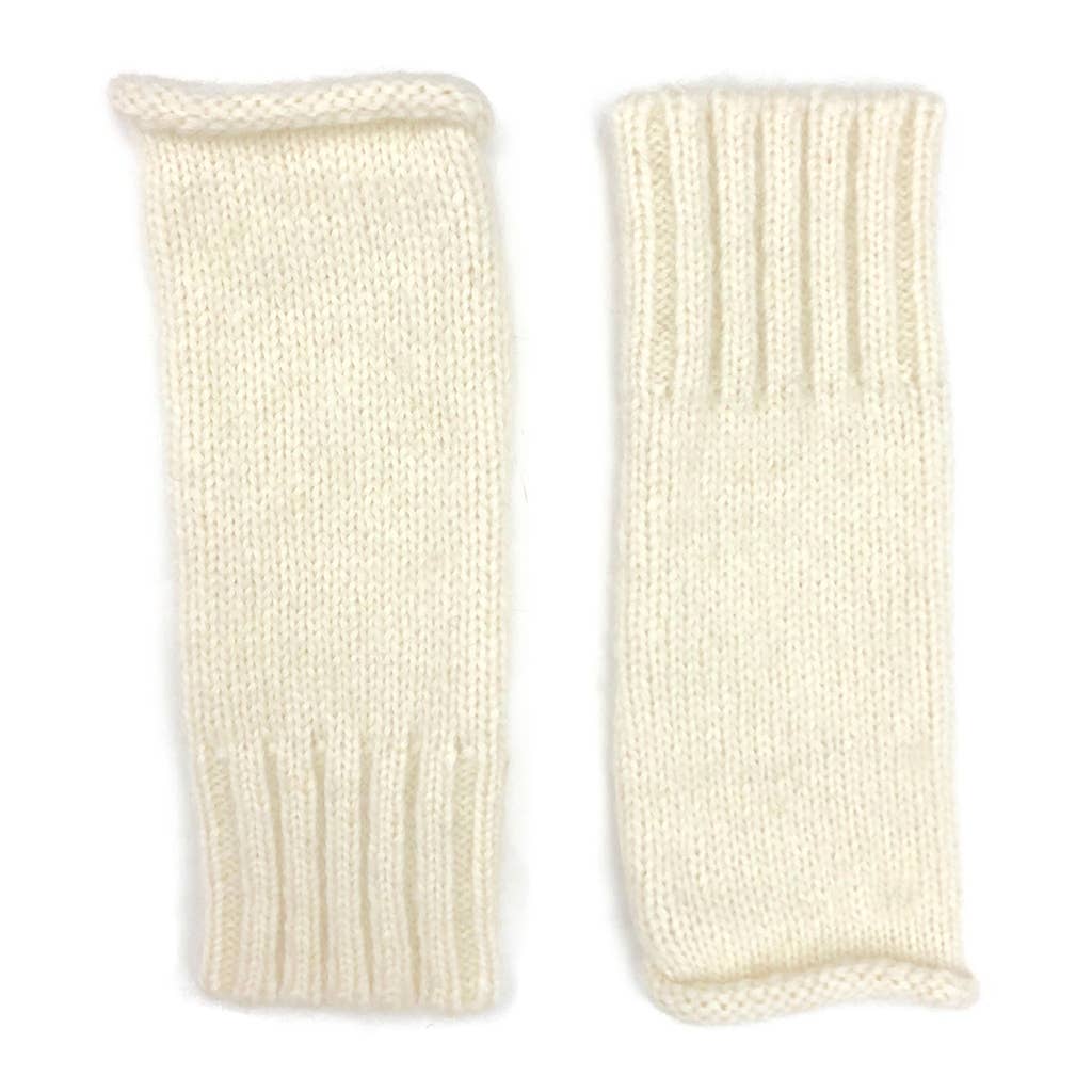 Essential Alpaca Gloves - Image 10