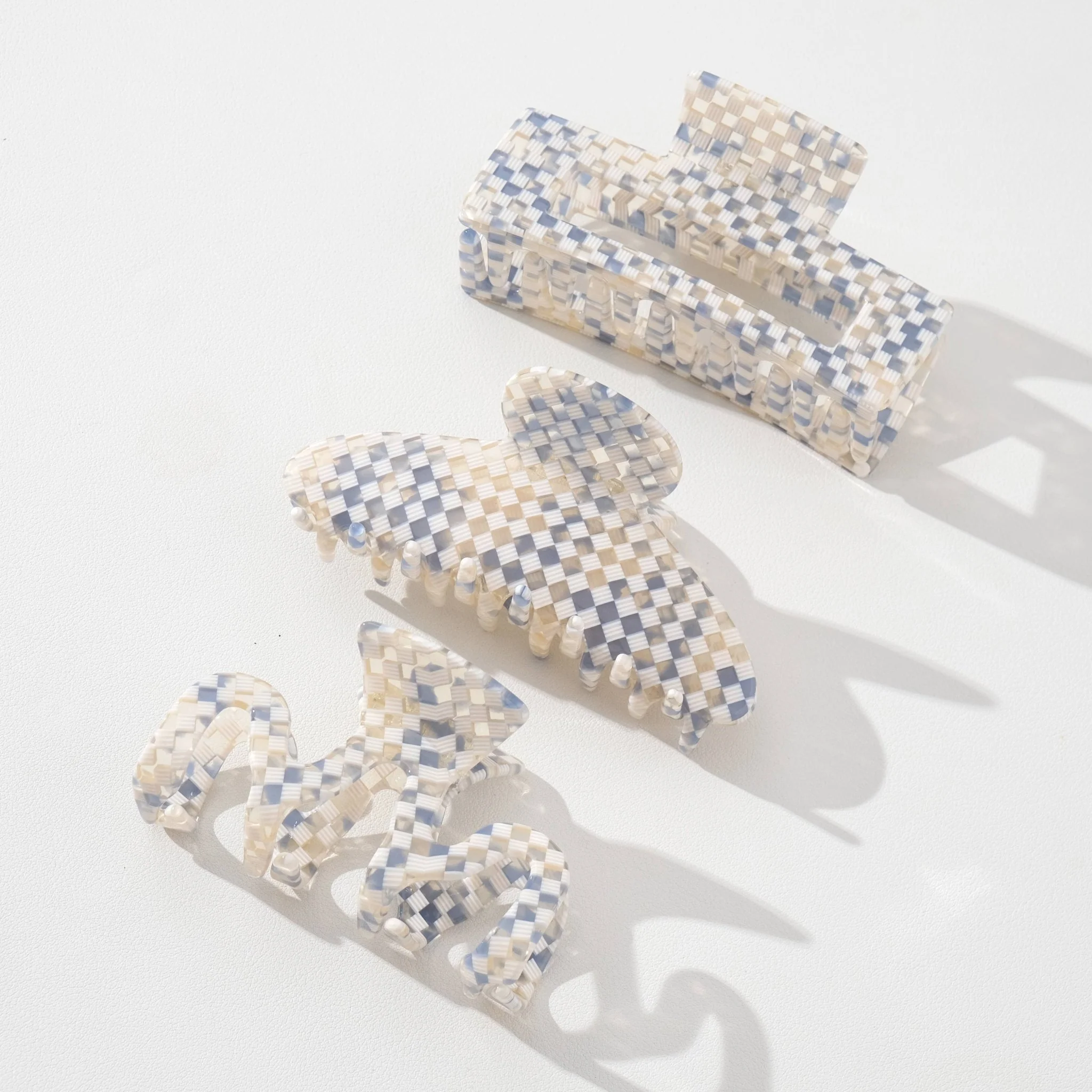 Blue Sand Checkerboard | Large Claw Clips - Image 5
