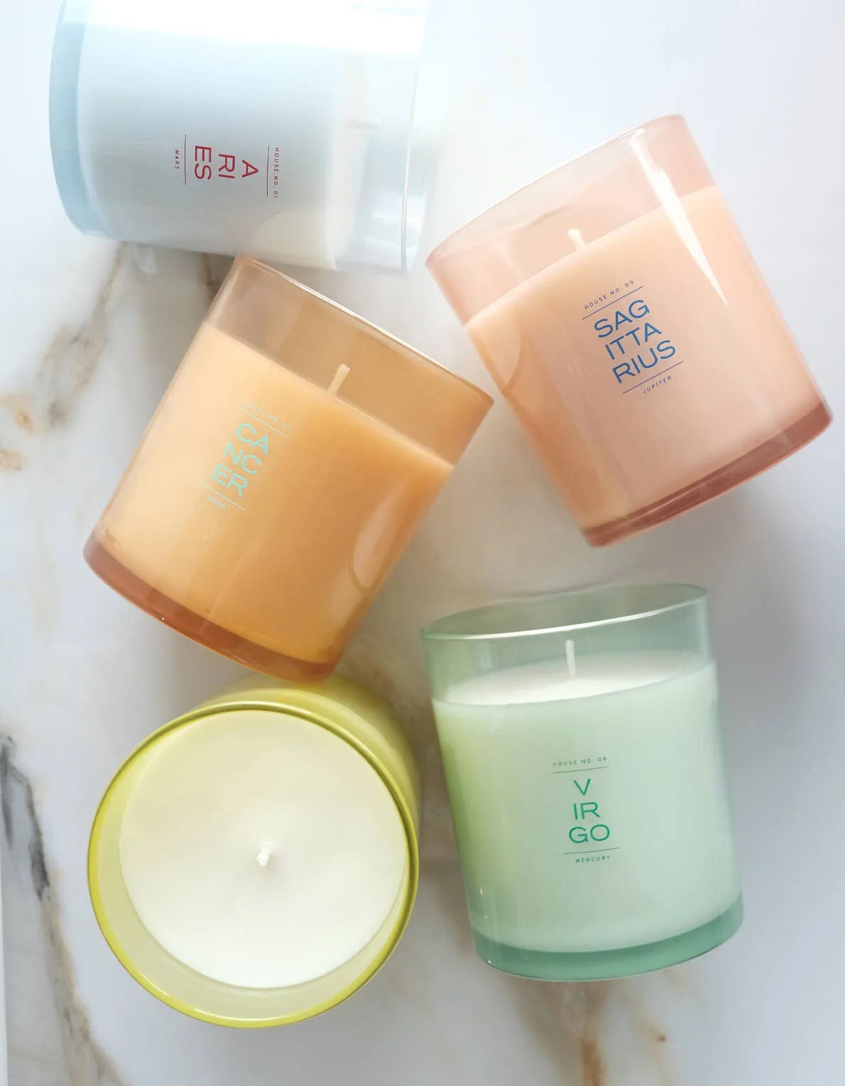 Aquarius Zodiac Candle - Image 6