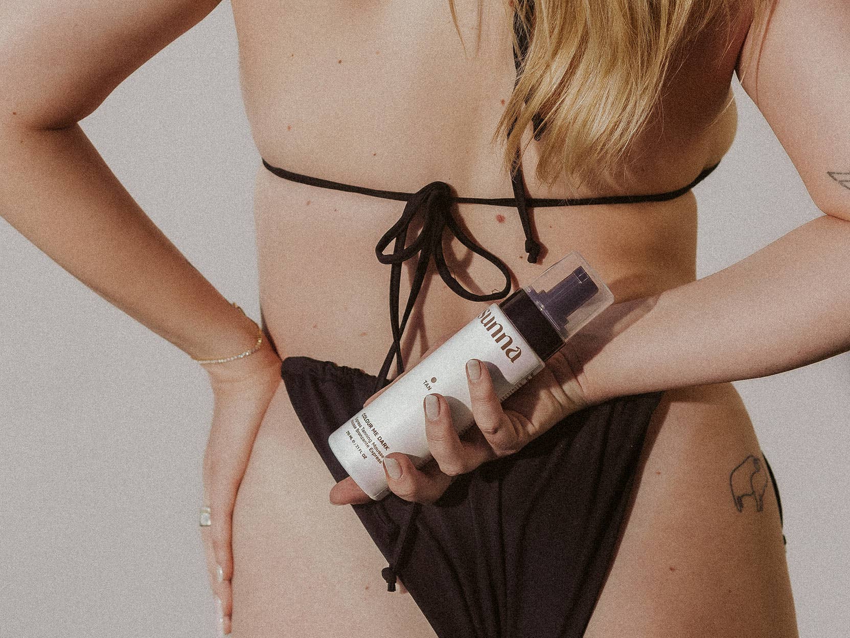 Color Me Dark Express Tanning Mousse - Image 4