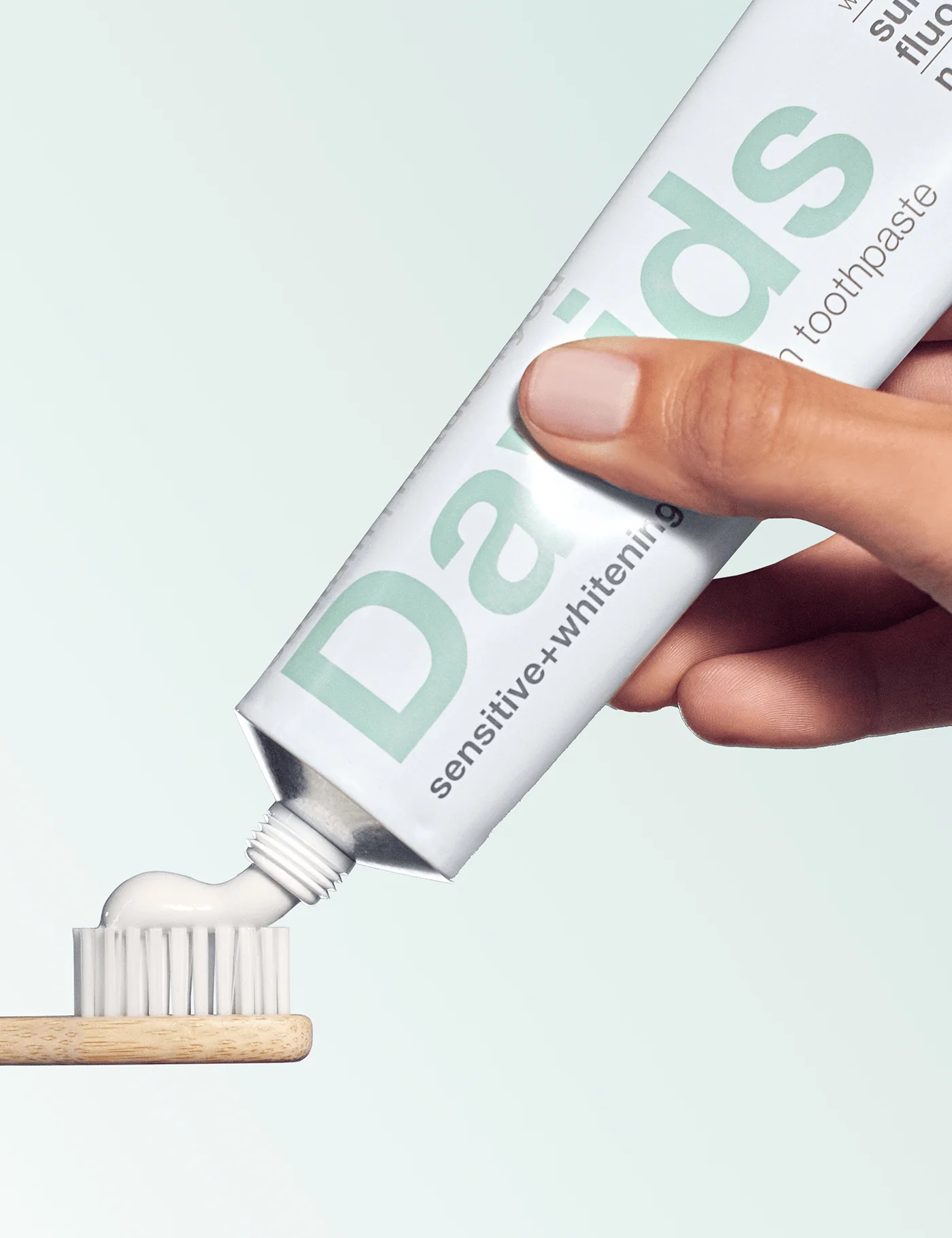 Davids Sensitive + Whitening Nano-Hydroxyapatite Premium Toothpaste | Peppermint - Image 2