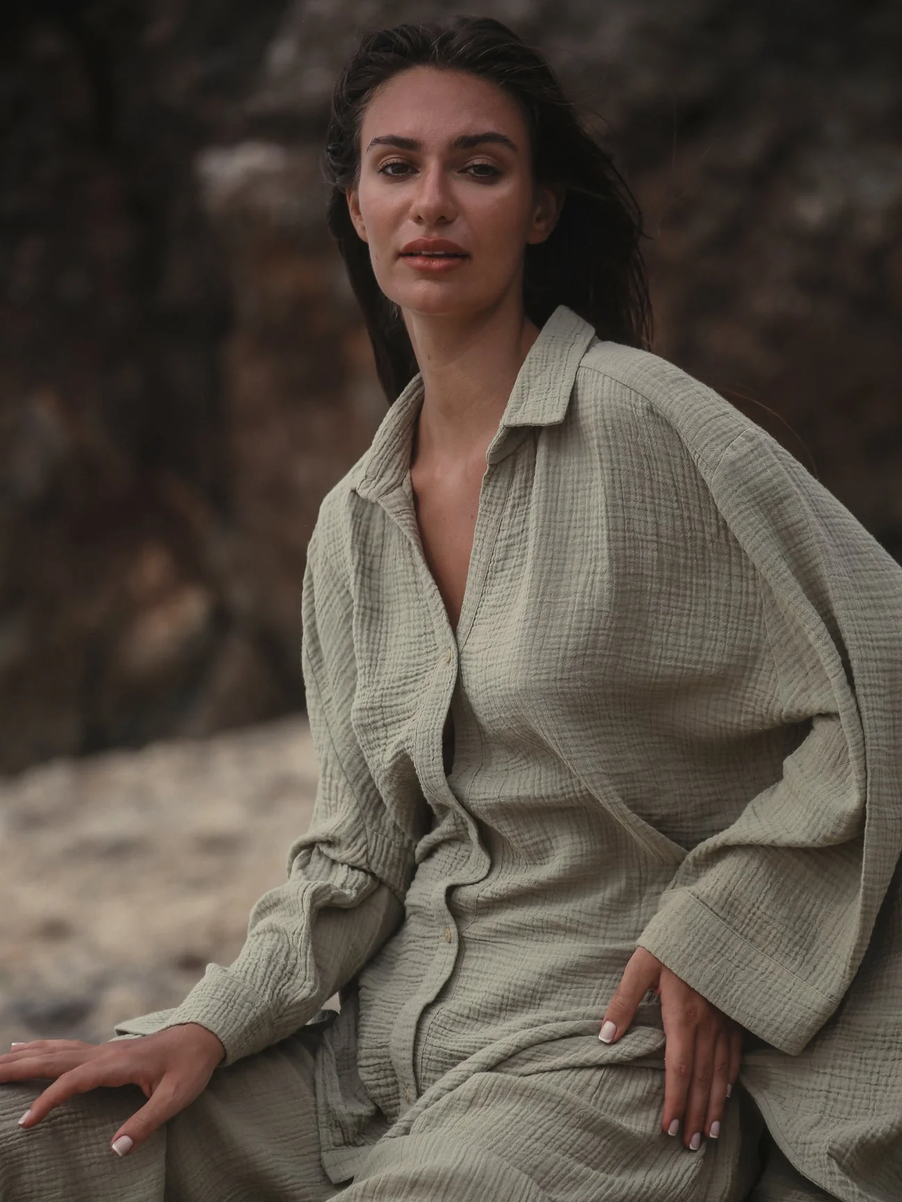 Echo Maxi Shirt | Khaki Green - Image 2