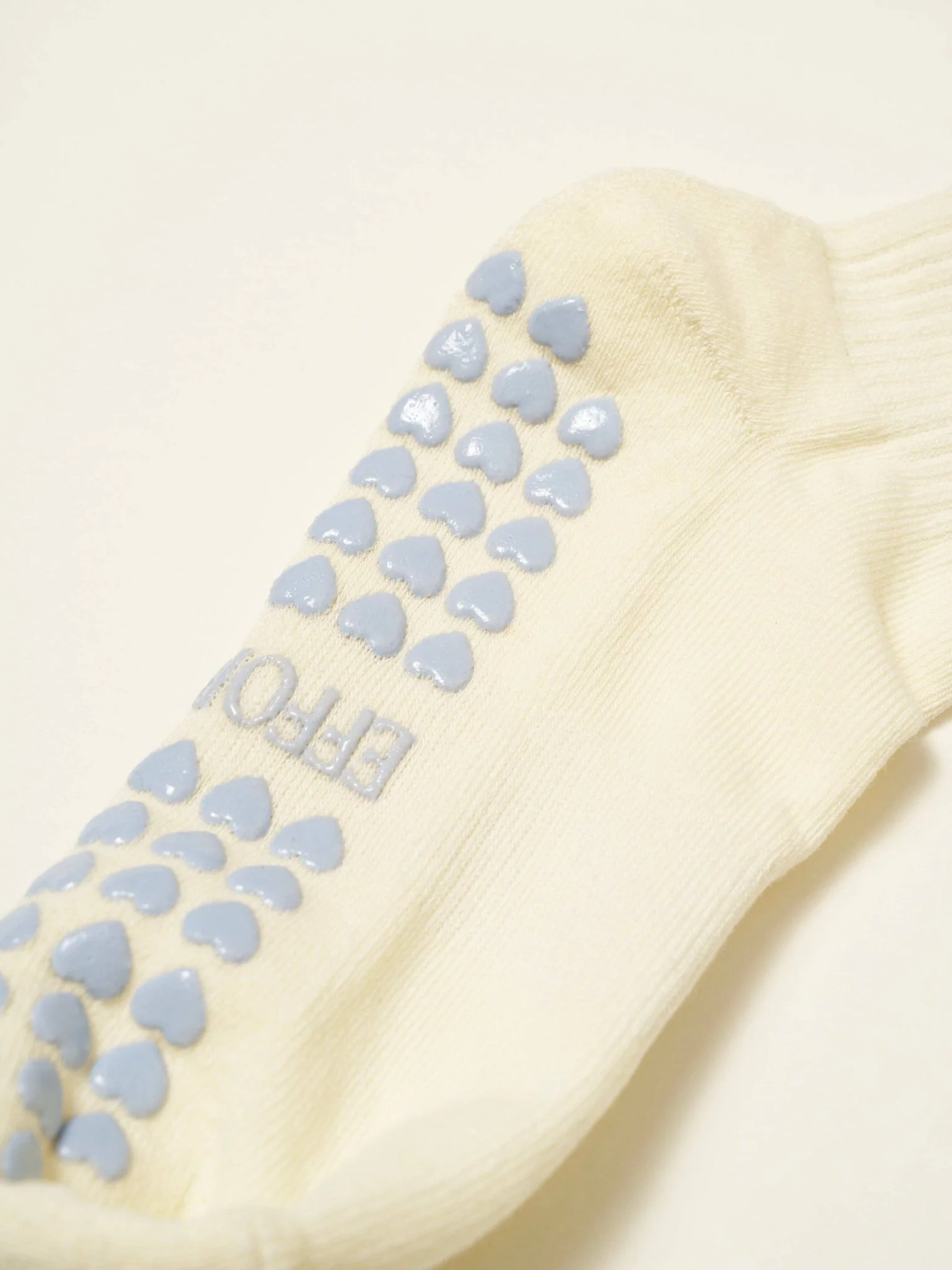 🎀 Bow Ruffle Grip Sock | Dusty Blue | Pilates Socks - Image 3