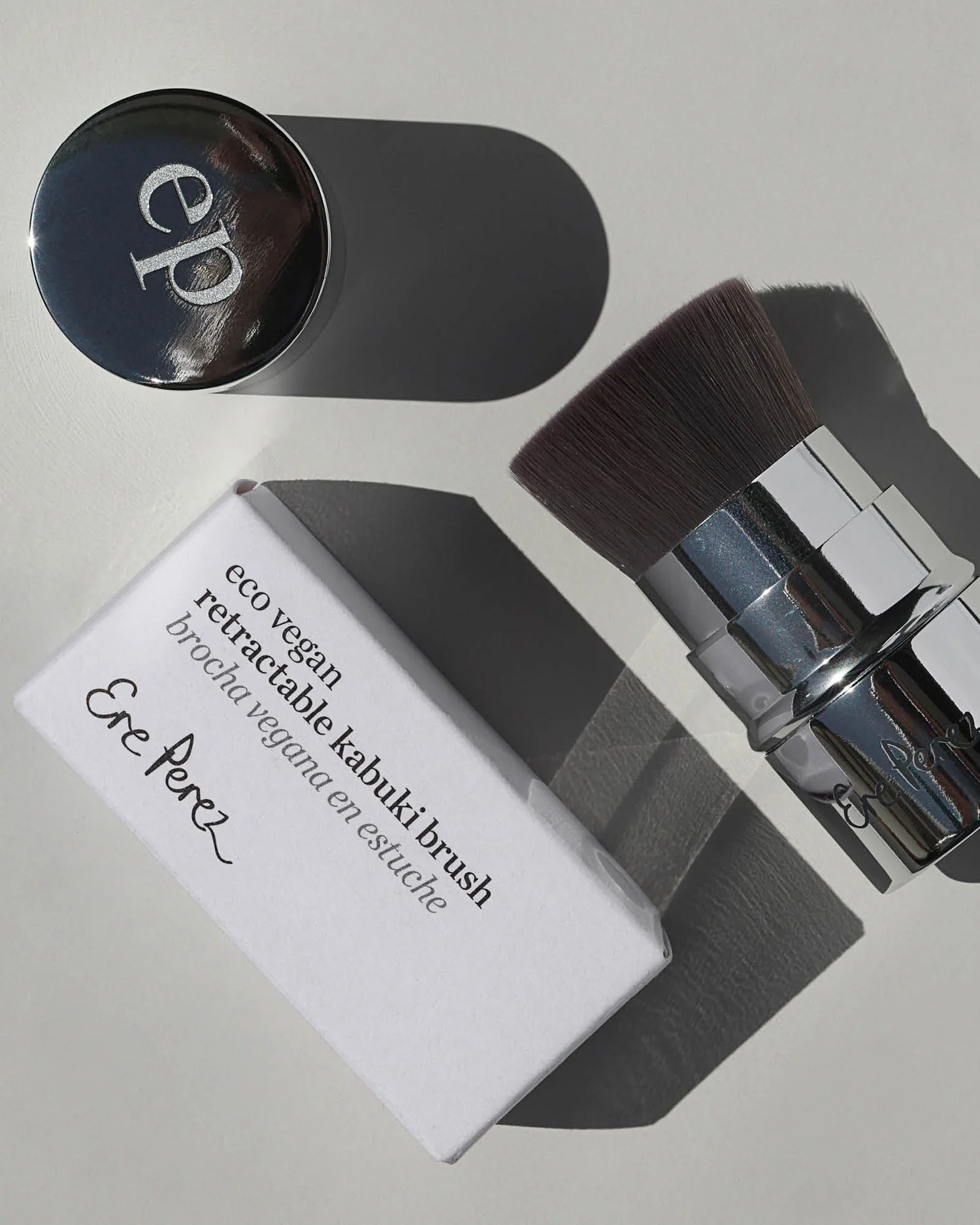 Eco Vegan Retractable Kabuki Brush - Image 5