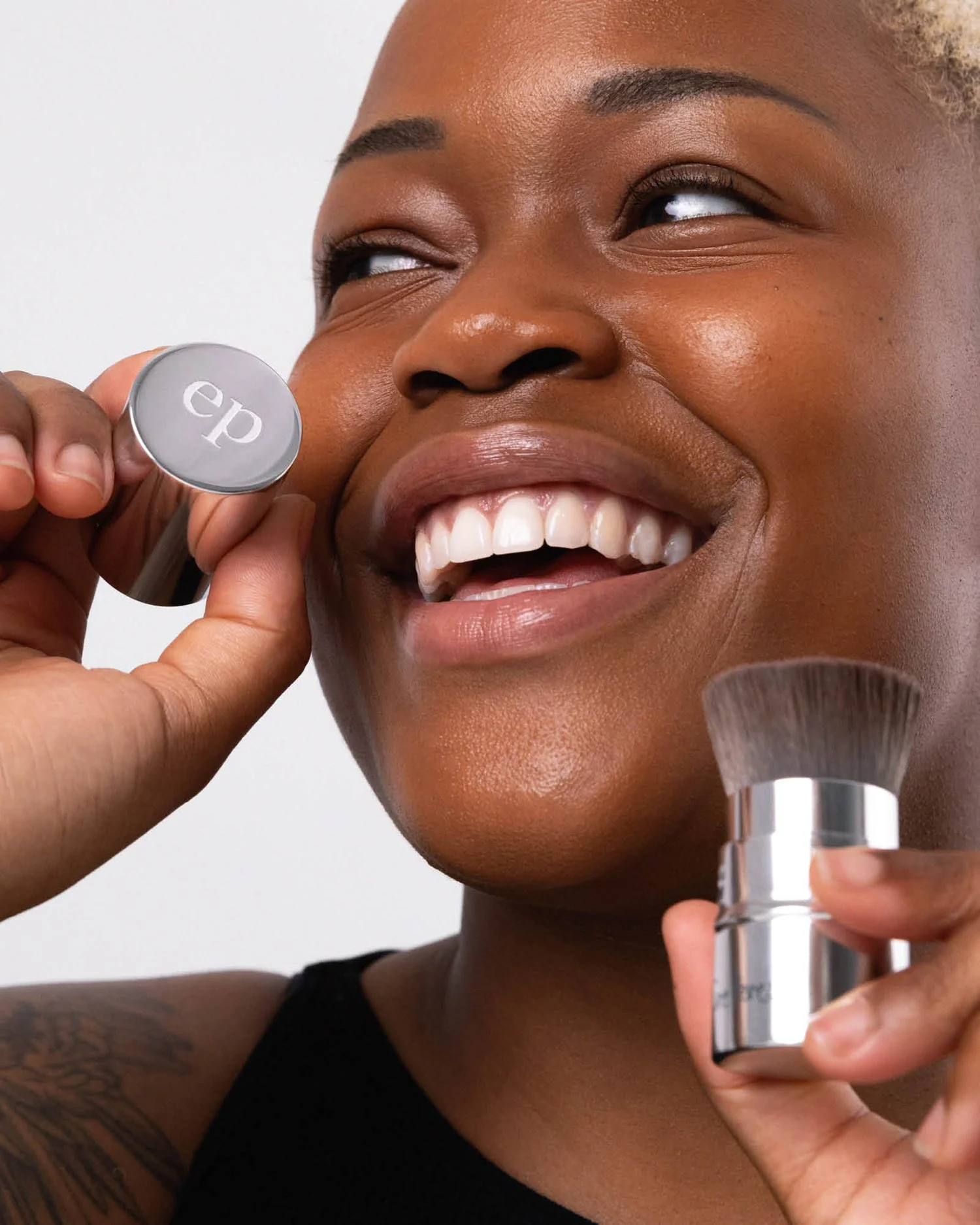 Eco Vegan Retractable Kabuki Brush - Image 6