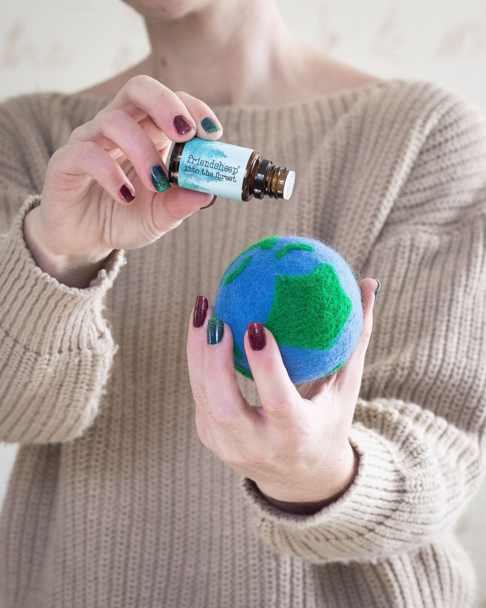 Mama Earth Eco Dryer Ball - Image 4