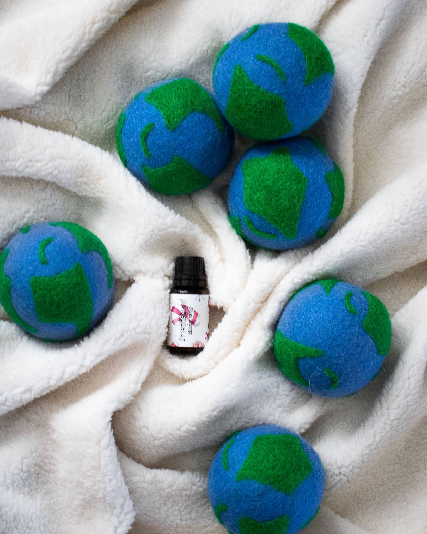 Mama Earth Eco Dryer Ball - Image 5