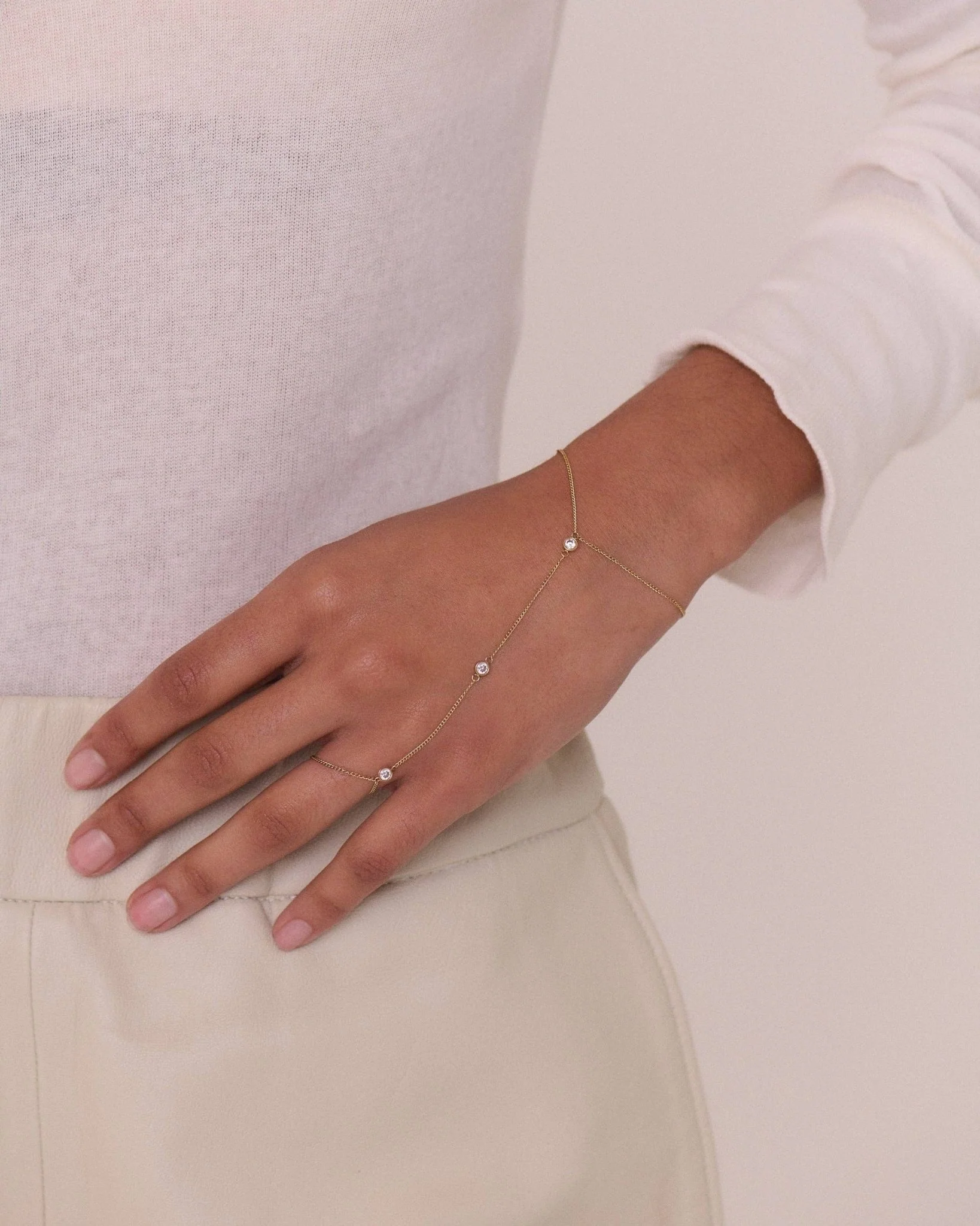 Crystal Handchain - Image 3