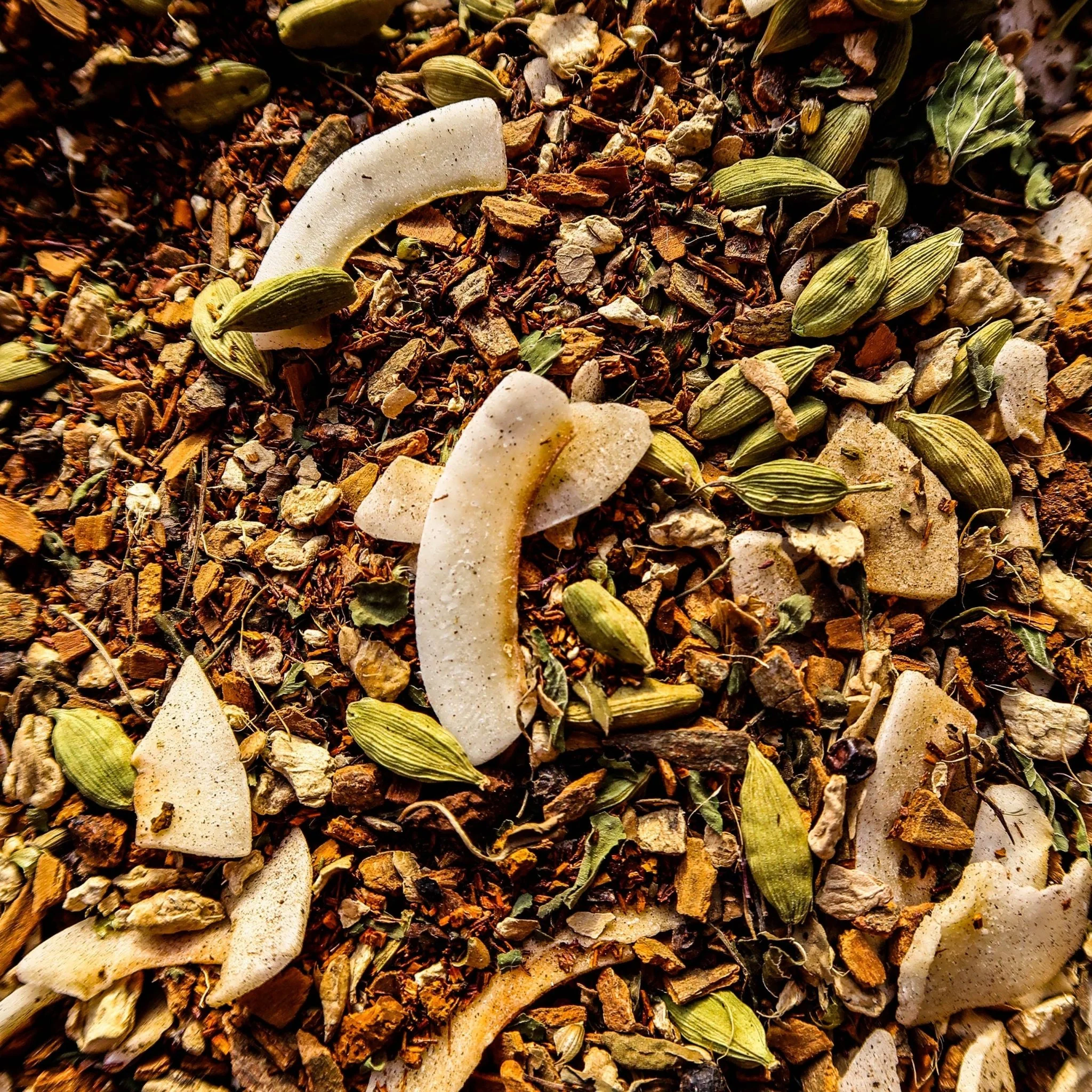 Spiced Coconut Chai | Superfood Tea Blend - Image 3