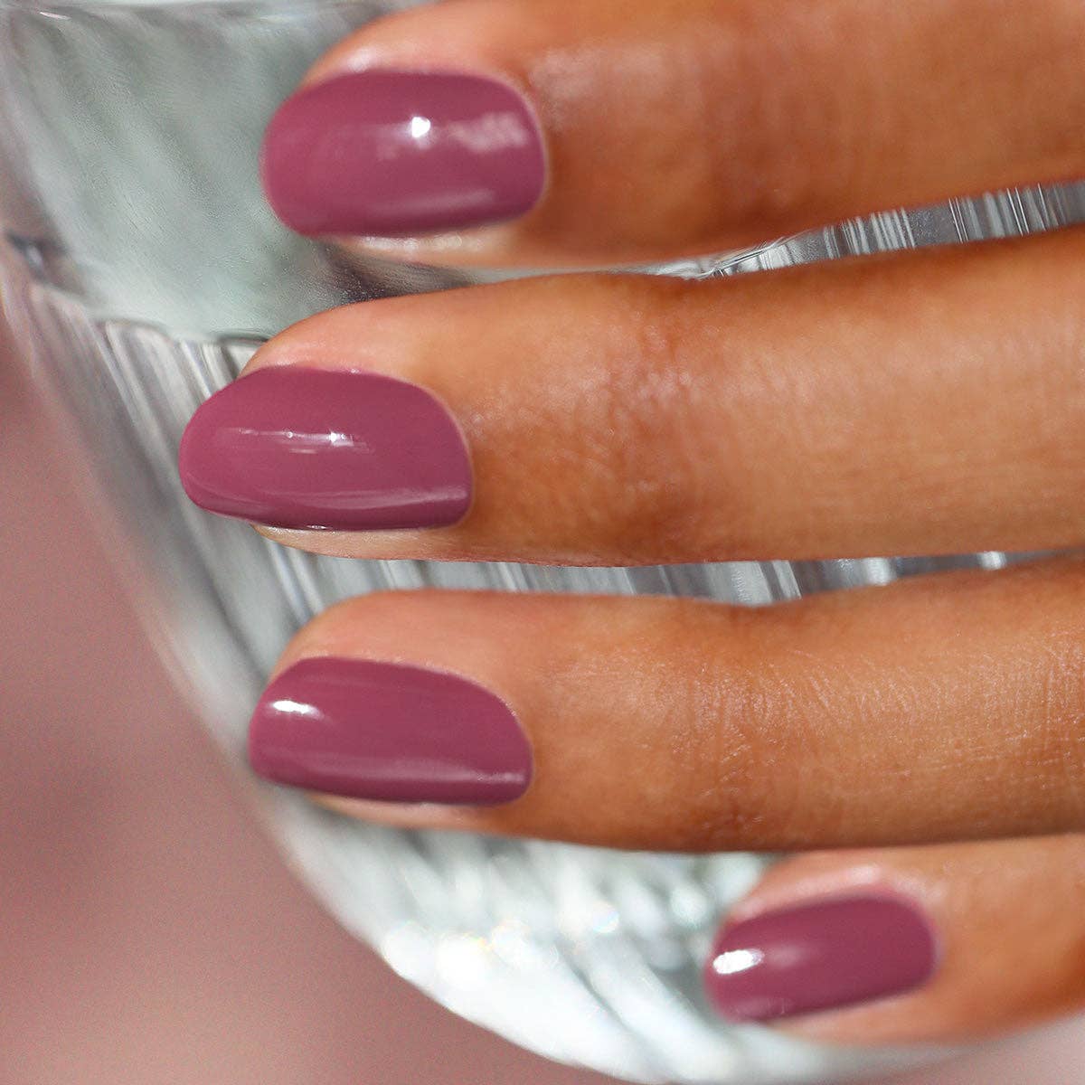 Green Flash™ Led Gel Polish | Victoria Plum - Image 4