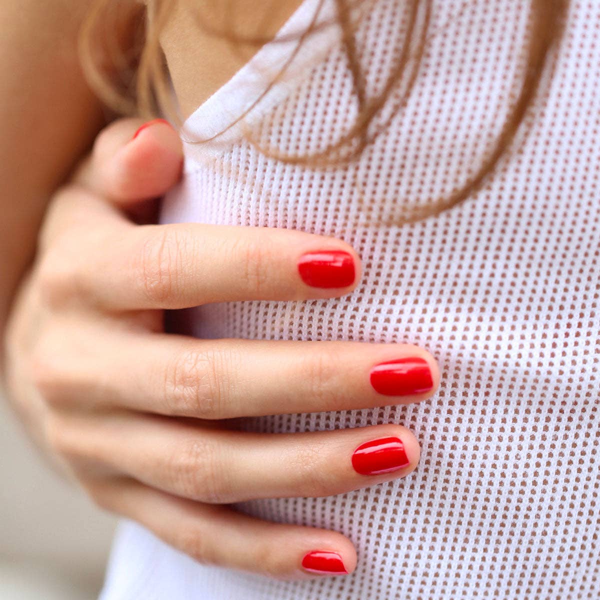 Green™ Natural Nail Polish | Poppy Red - Image 3