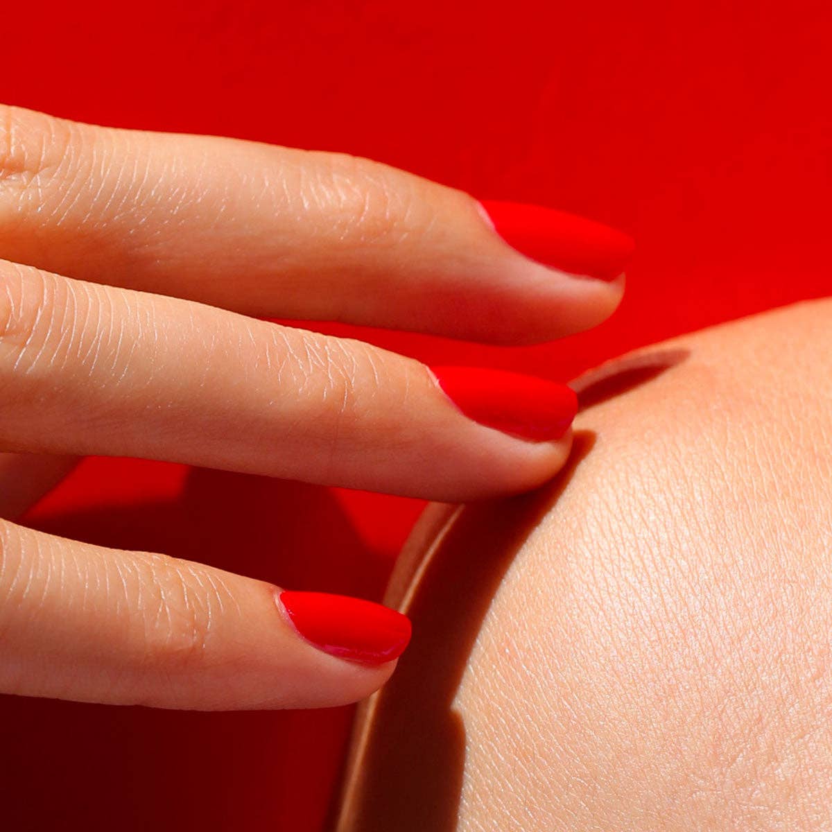 Green™ Natural Nail Polish | Poppy Red - Image 4