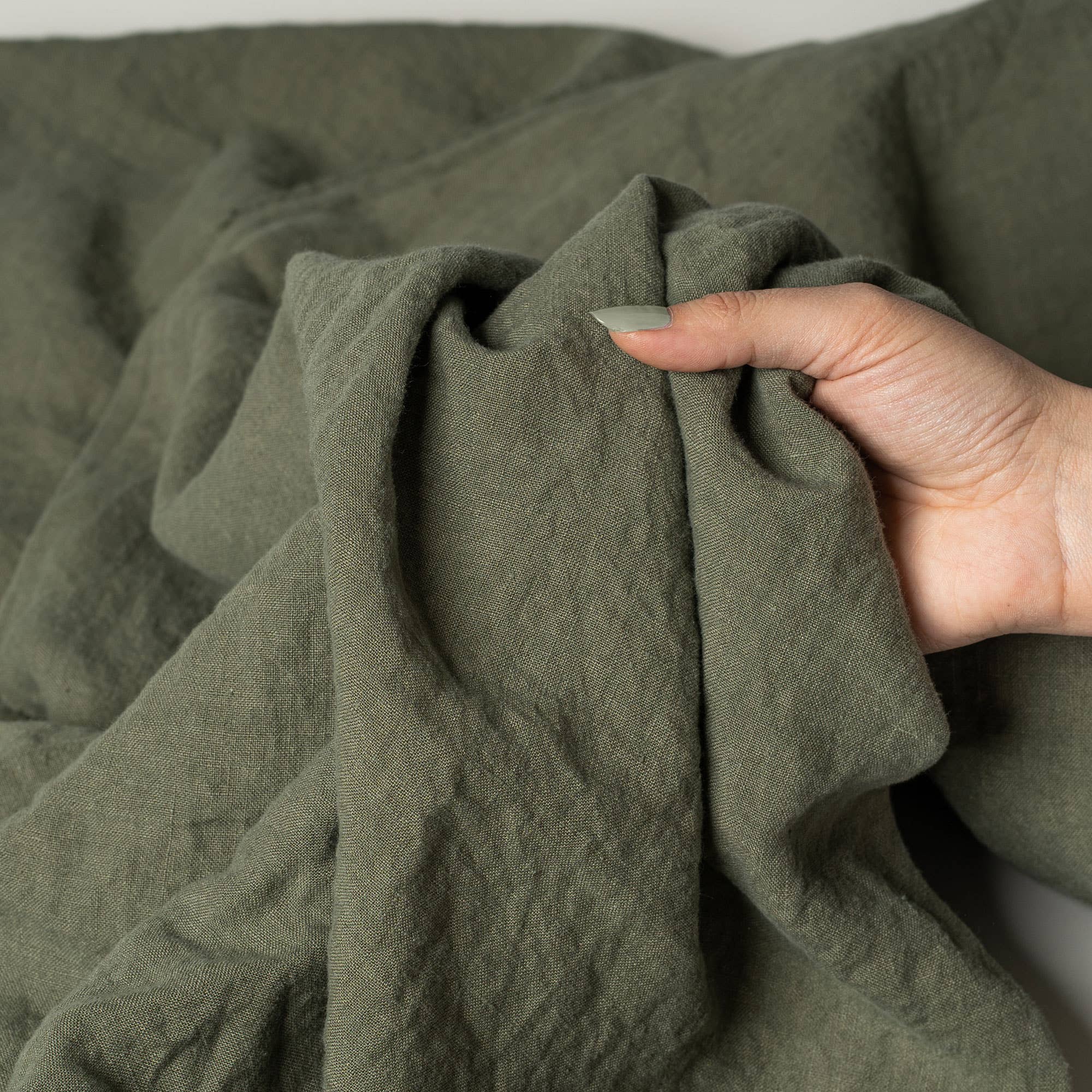 Linen Half Apron with Pocket - Image 3