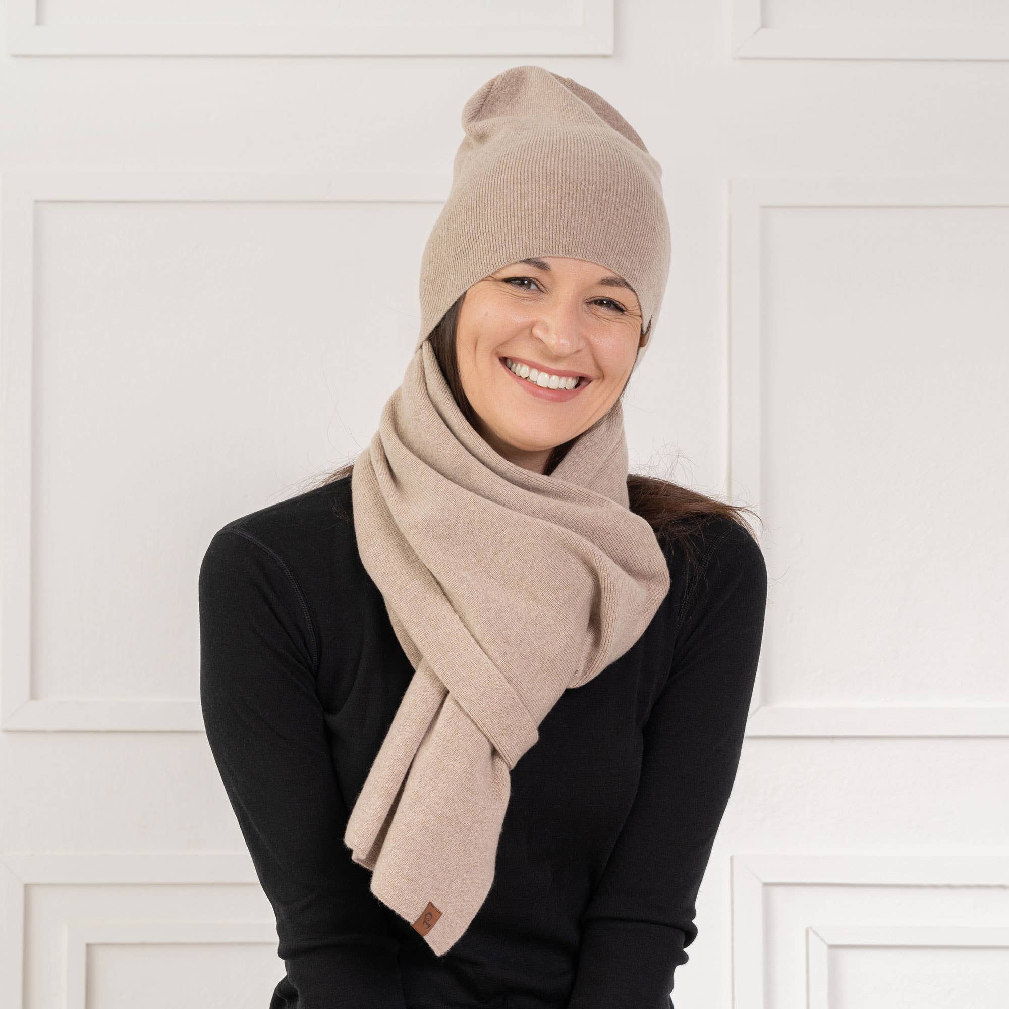 Unisex Knit Merino and Cashmere Hat - Image 4
