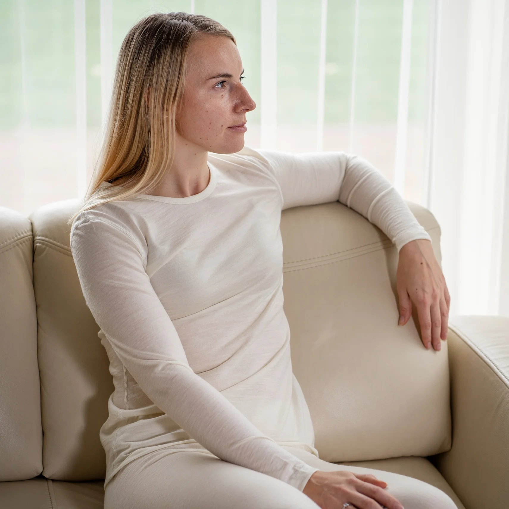 Women's Lightweight Merino Wool Long Sleeve - Image 6