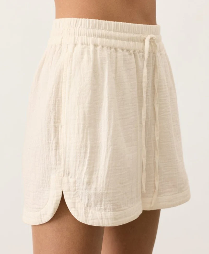 Organic Coastal Double Gauze Curved Hem Short - Image 8