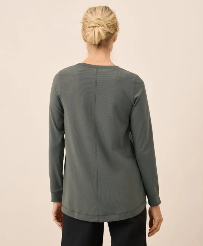 Women's Organic Luxe Stretch Jersey Swing Long Sleeve Tee - Image 10