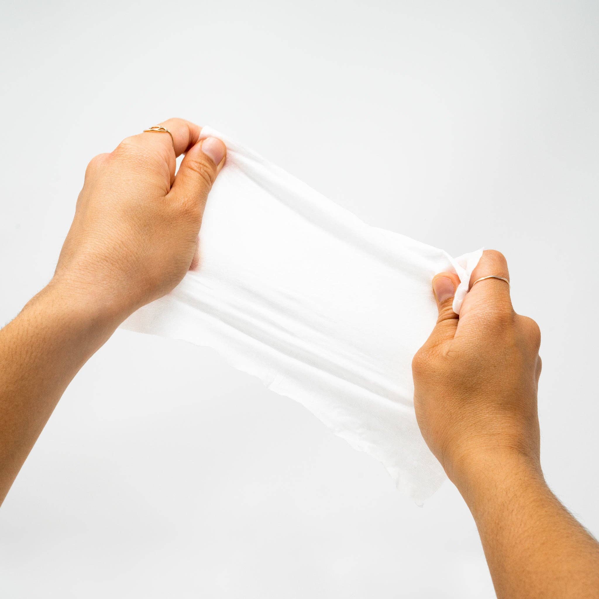 Saalt Intimate Cleansing Wipes - Image 4