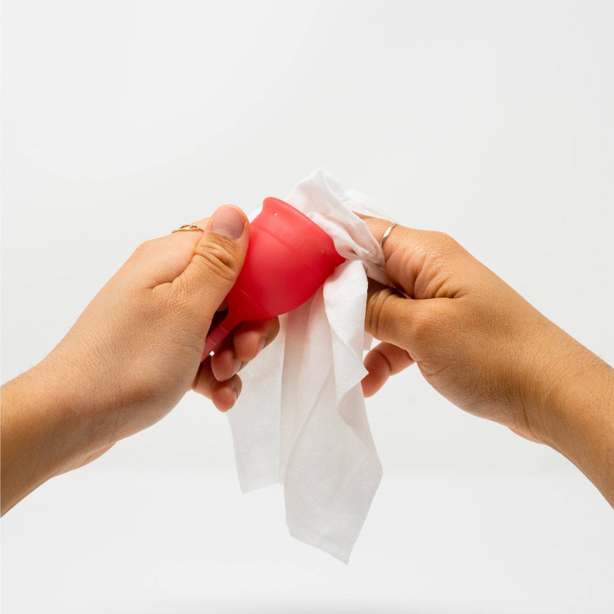 Saalt Intimate Cleansing Wipes - Image 5