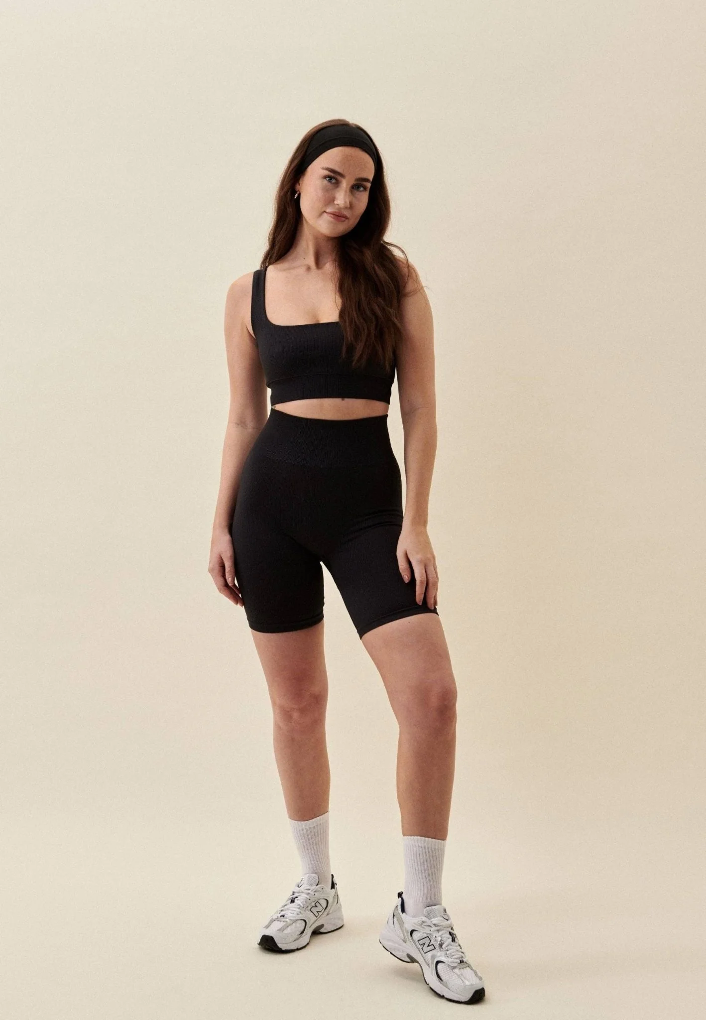 Ribbed Seamless High-Waist Biker Shorts - Image 3
