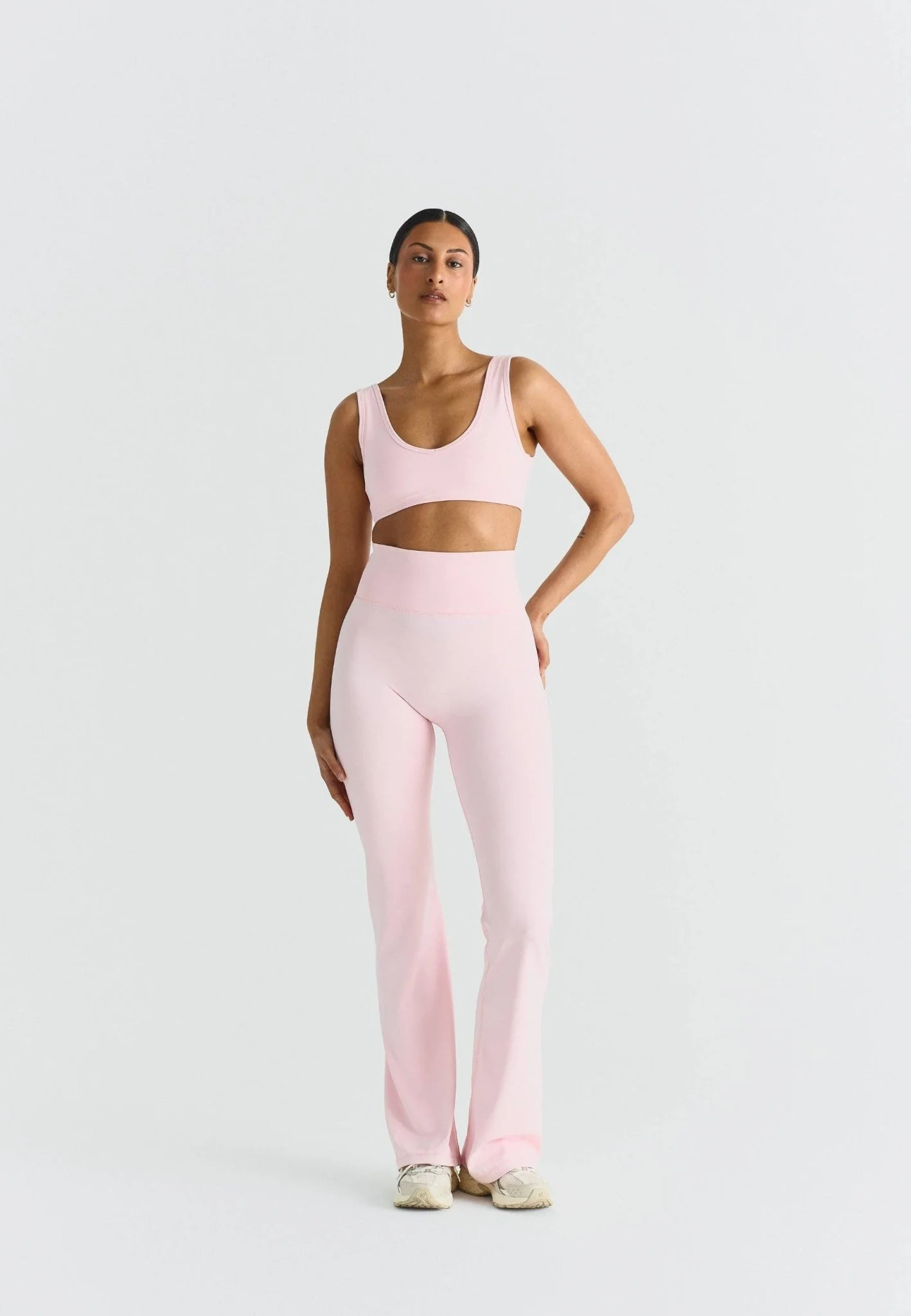 Softsculpt Deep V-Neck Sports Bra - Image 4