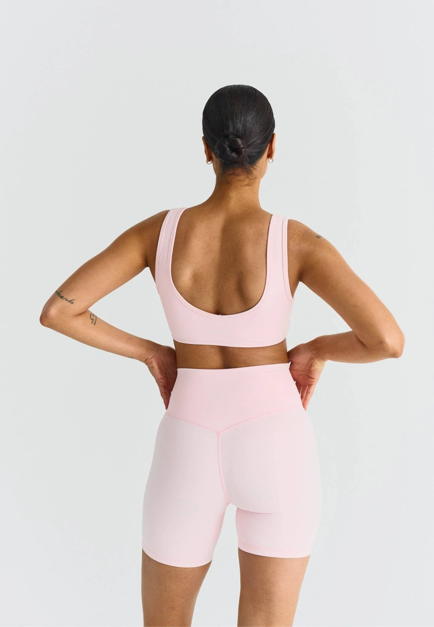 Softsculpt High-Waist Biker Shorts - Image 4