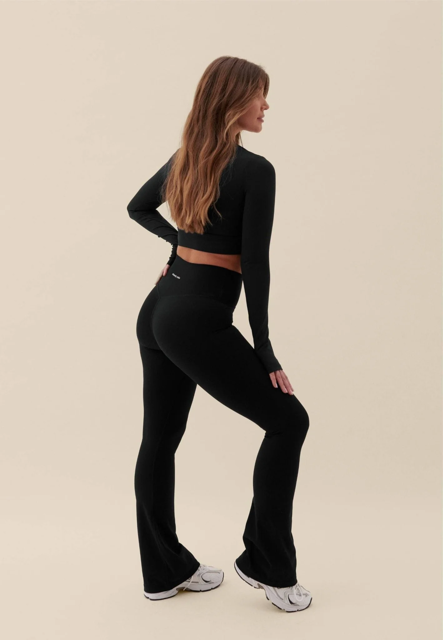 Softsculpt High-Waist Sculpting Flare Leggings | Black - Image 4