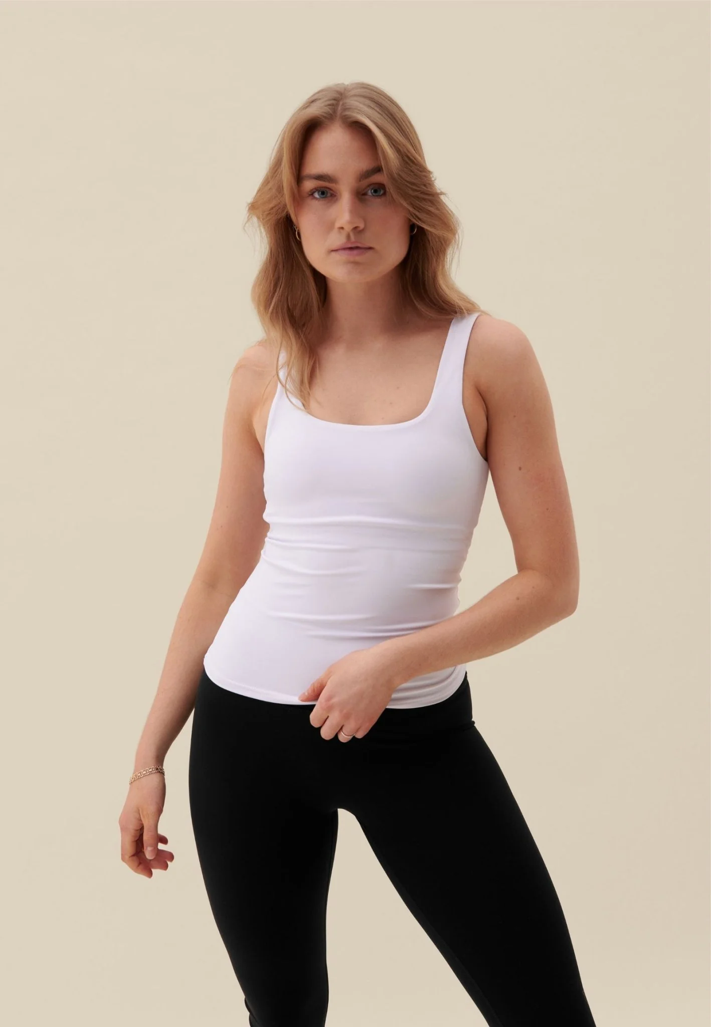 Softsculpt Square Neck Tank Top | Built-In Bra - Image 3