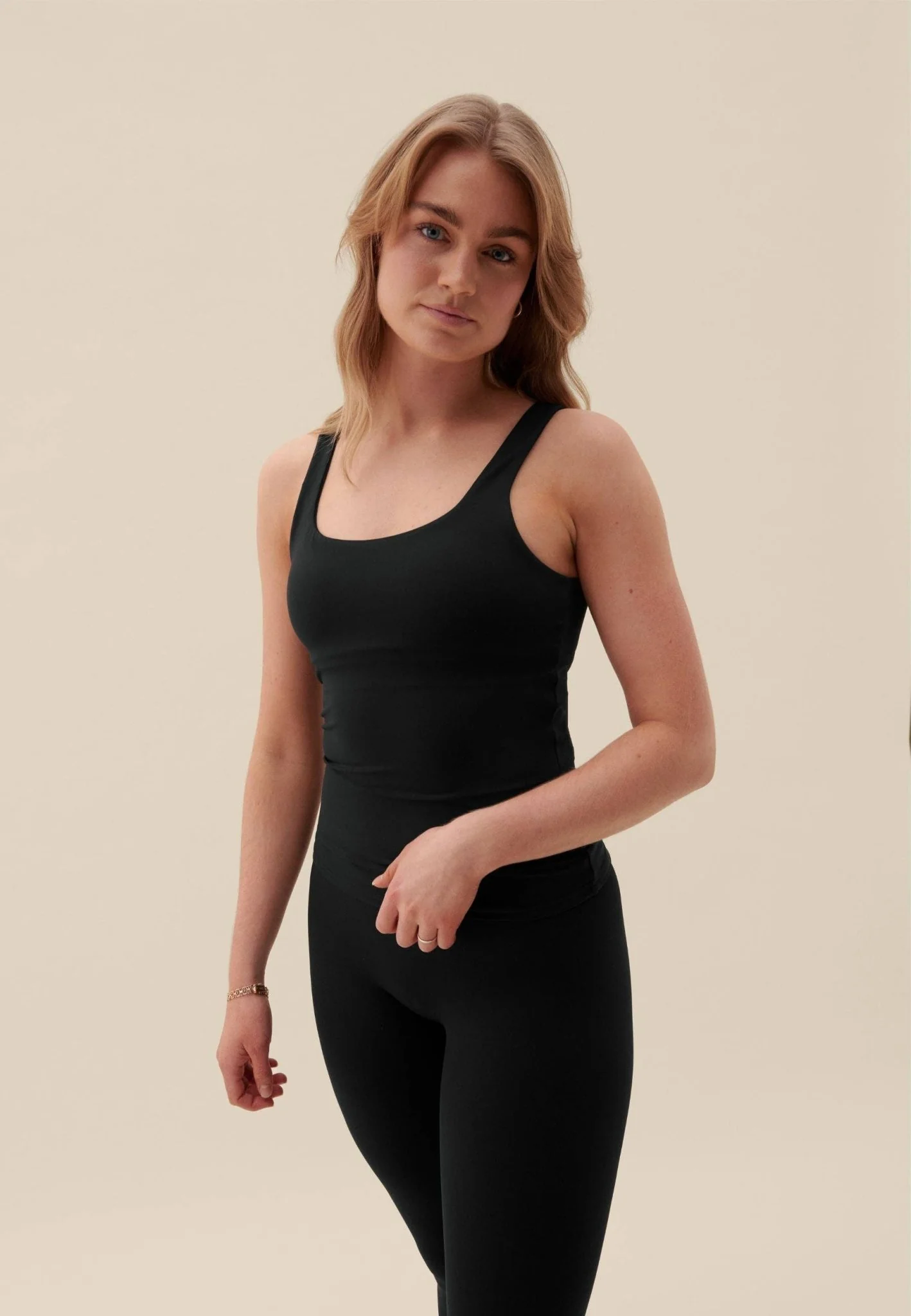 Softsculpt Square Neck Tank Top | Built-In Bra - Image 4