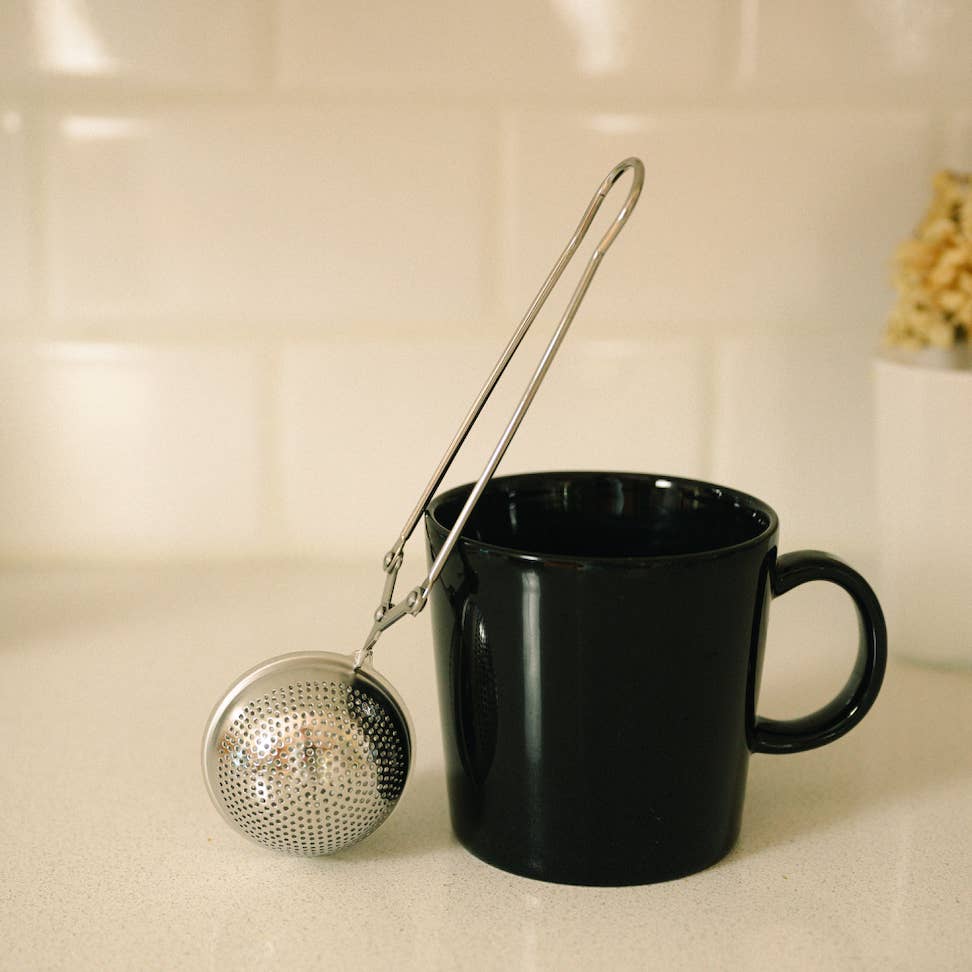 Stainless Steel Tea Strainer / Infuser - Image 4