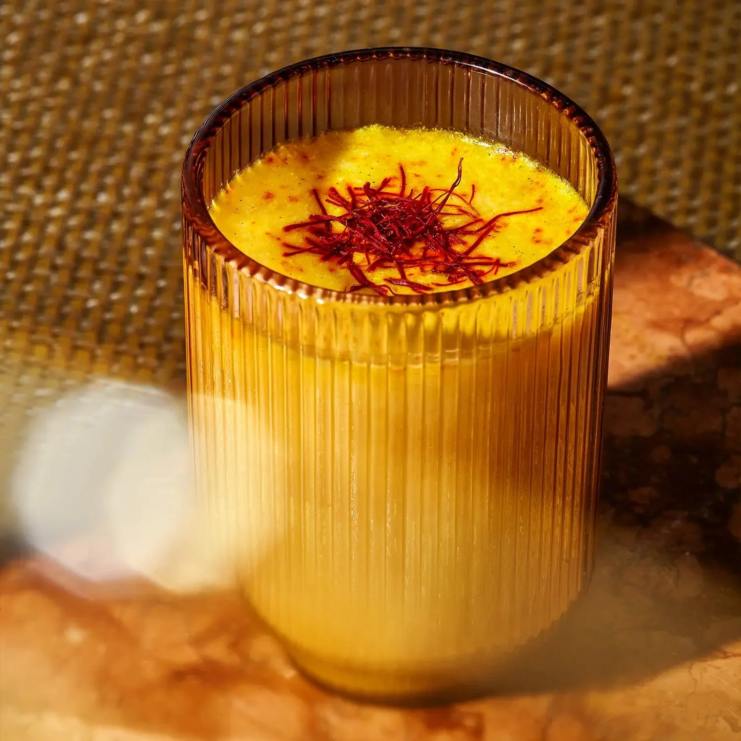 Warm Feelings® Saffron Latte - Image 5