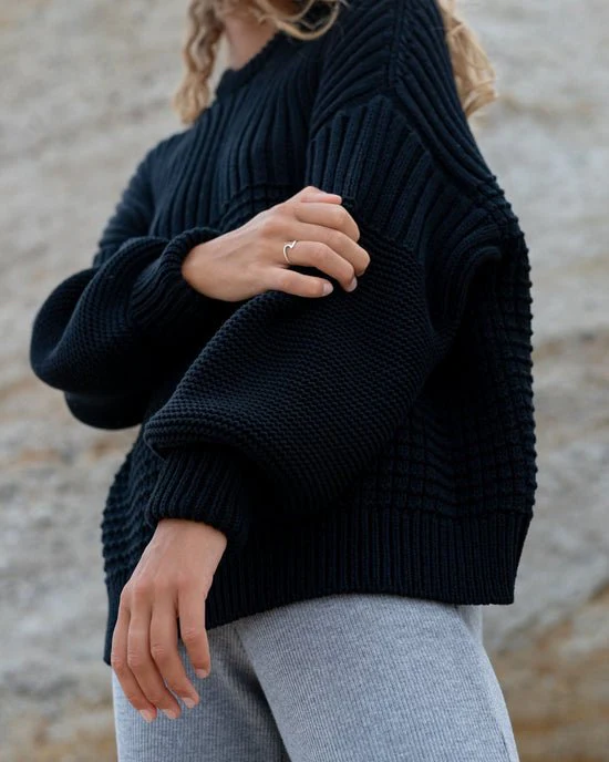 Delčia Sweater - Image 2