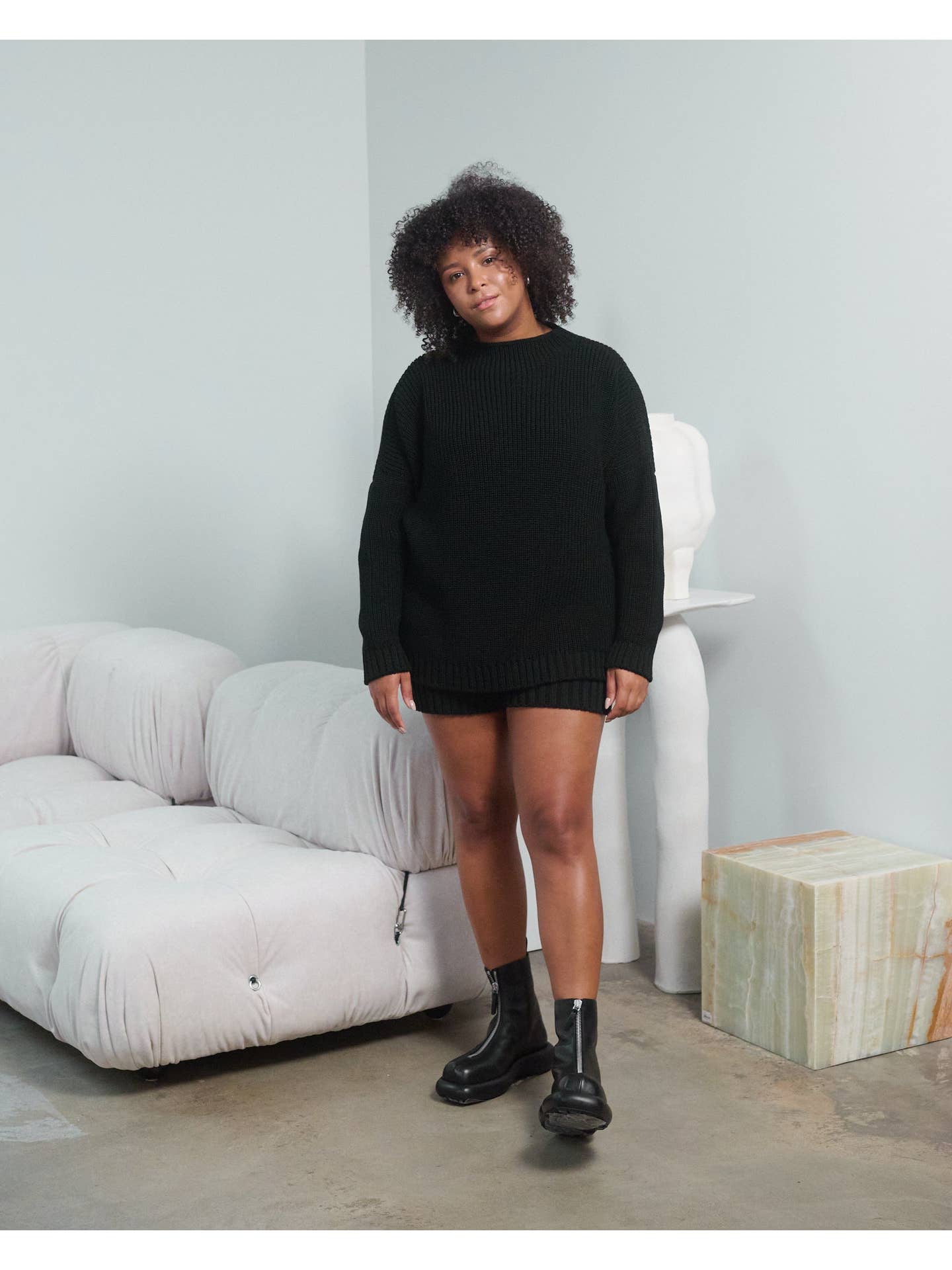 Laumės Sweater | Black - Image 4