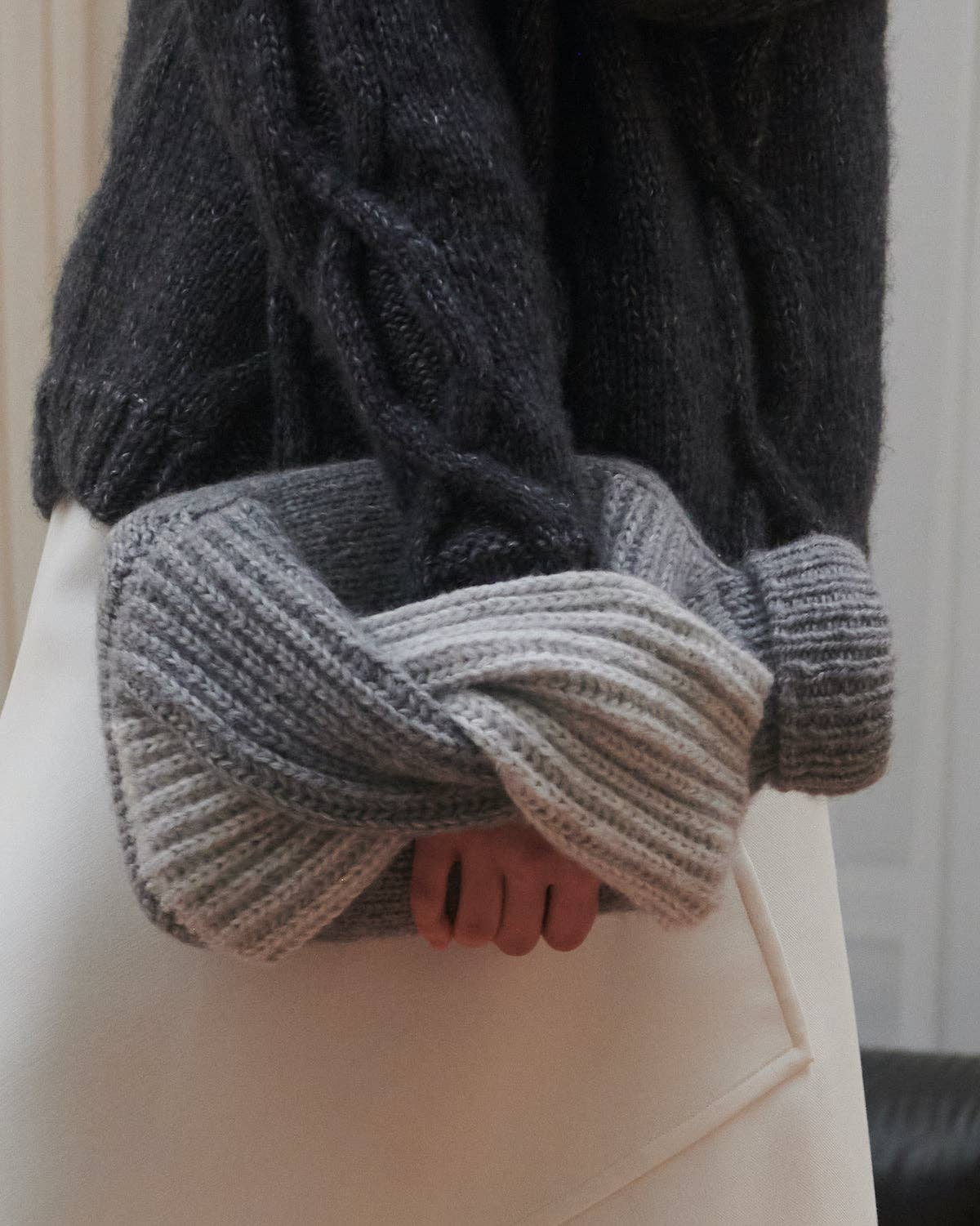 Šaknys | Merino Wool Hot Water Bottle | Midnight Blue - Image 4