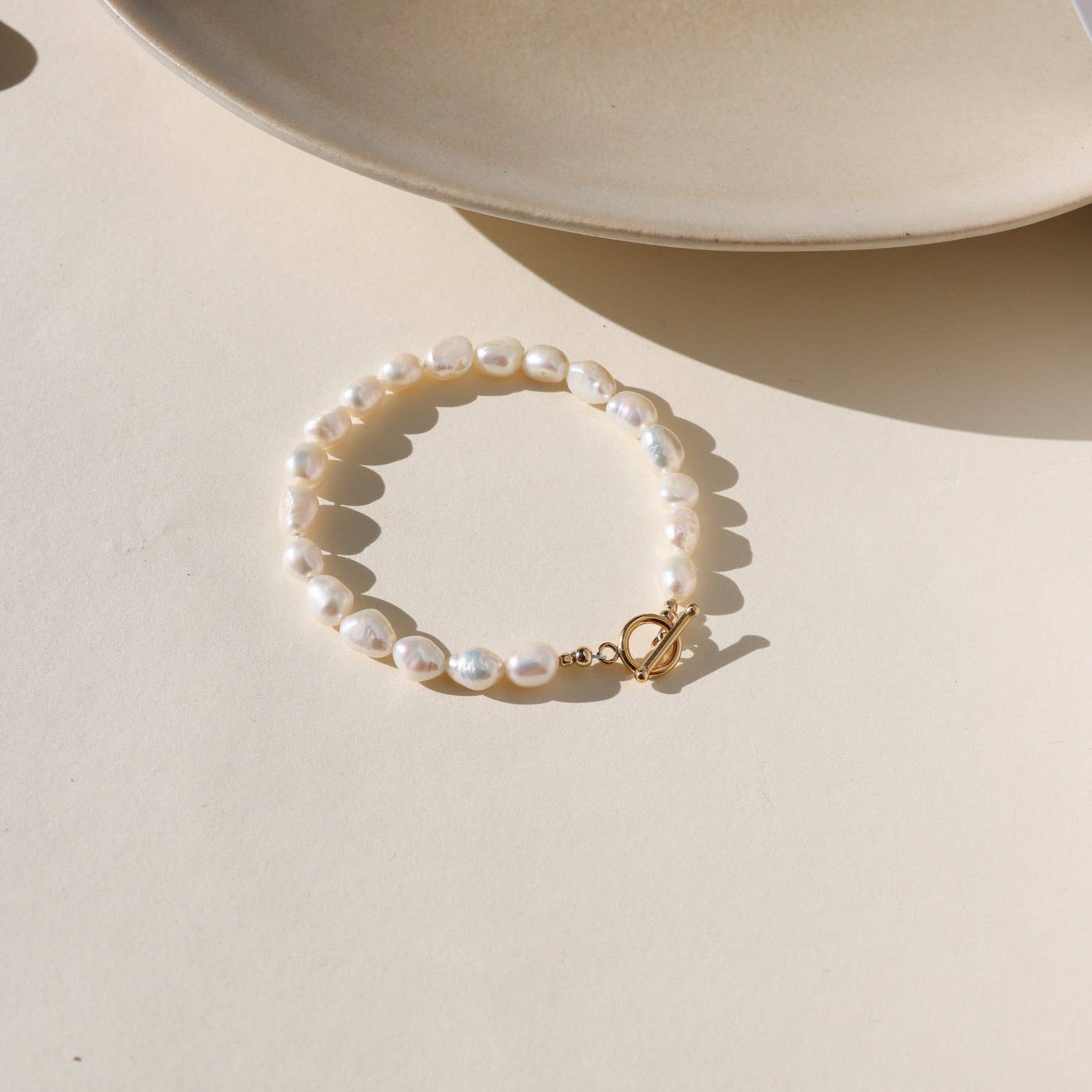 Pearl Muse Toggle Bracelet | 14K Gold Fill - Image 2